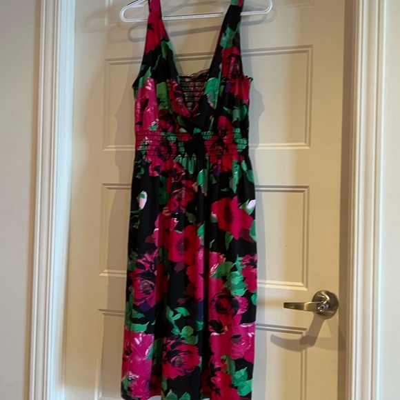 Penningtons Floral Dress - Picture 2 of 3